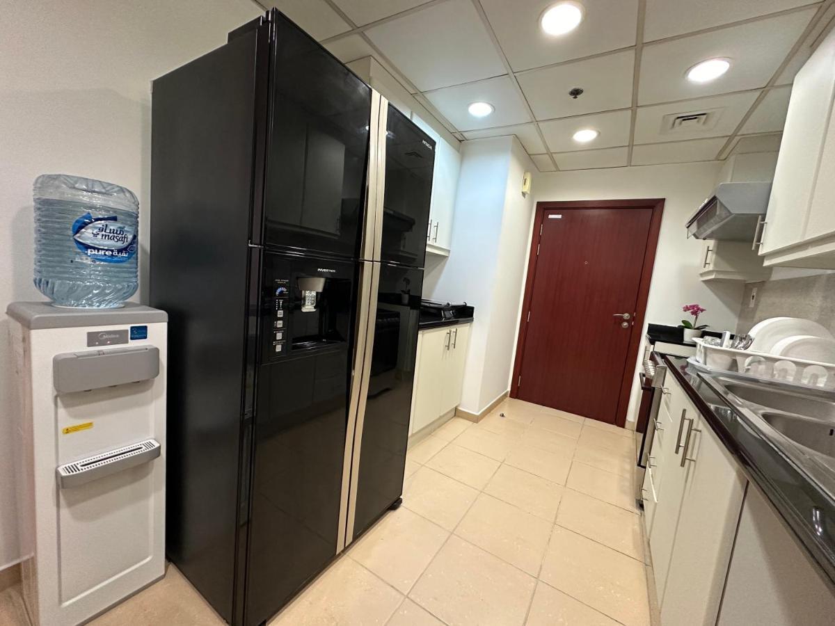 Moonlight Hostel Jbr - 2Min Walk To Jbr Beach - Gym - 2Min Metro Station - Poll Ντουμπάι Εξωτερικό φωτογραφία