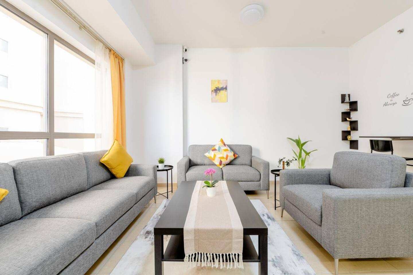 Moonlight Hostel Jbr - 2Min Walk To Jbr Beach - Gym - 2Min Metro Station - Poll Ντουμπάι Εξωτερικό φωτογραφία