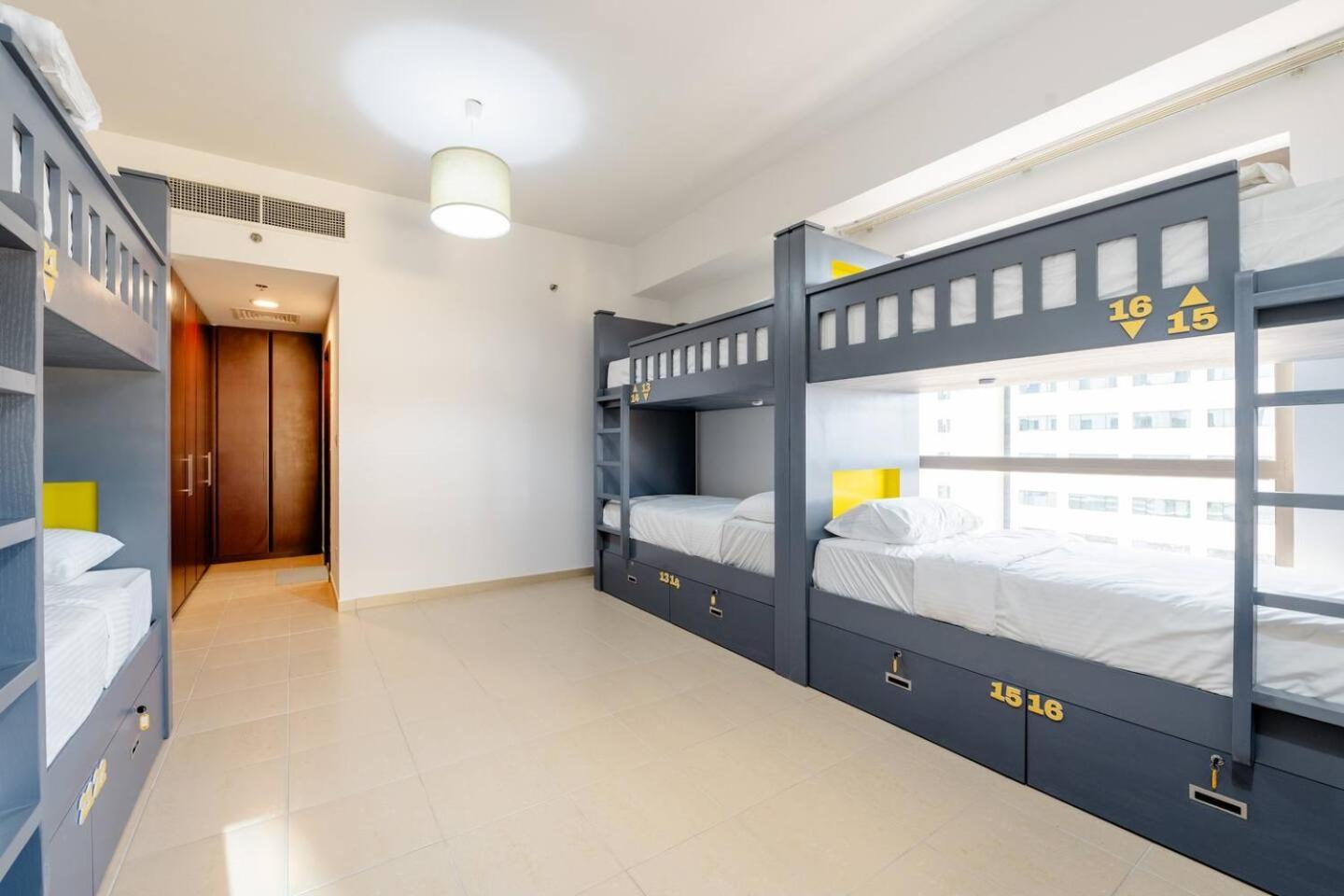 Moonlight Hostel Jbr - 2Min Walk To Jbr Beach - Gym - 2Min Metro Station - Poll Ντουμπάι Εξωτερικό φωτογραφία