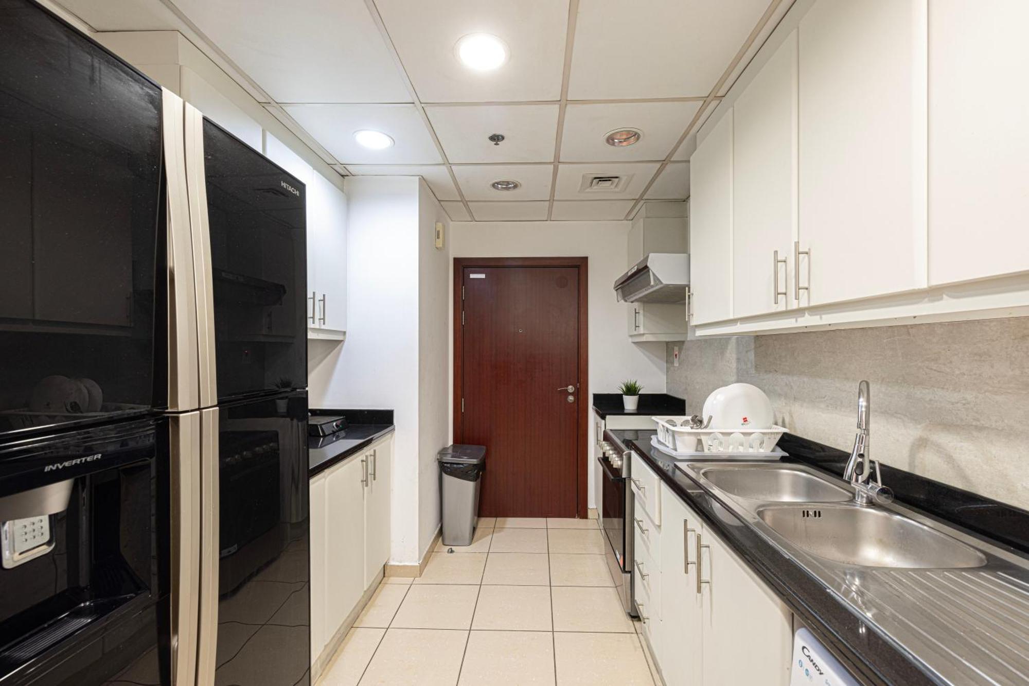 Moonlight Hostel Jbr - 2Min Walk To Jbr Beach - Gym - 2Min Metro Station - Poll Ντουμπάι Εξωτερικό φωτογραφία