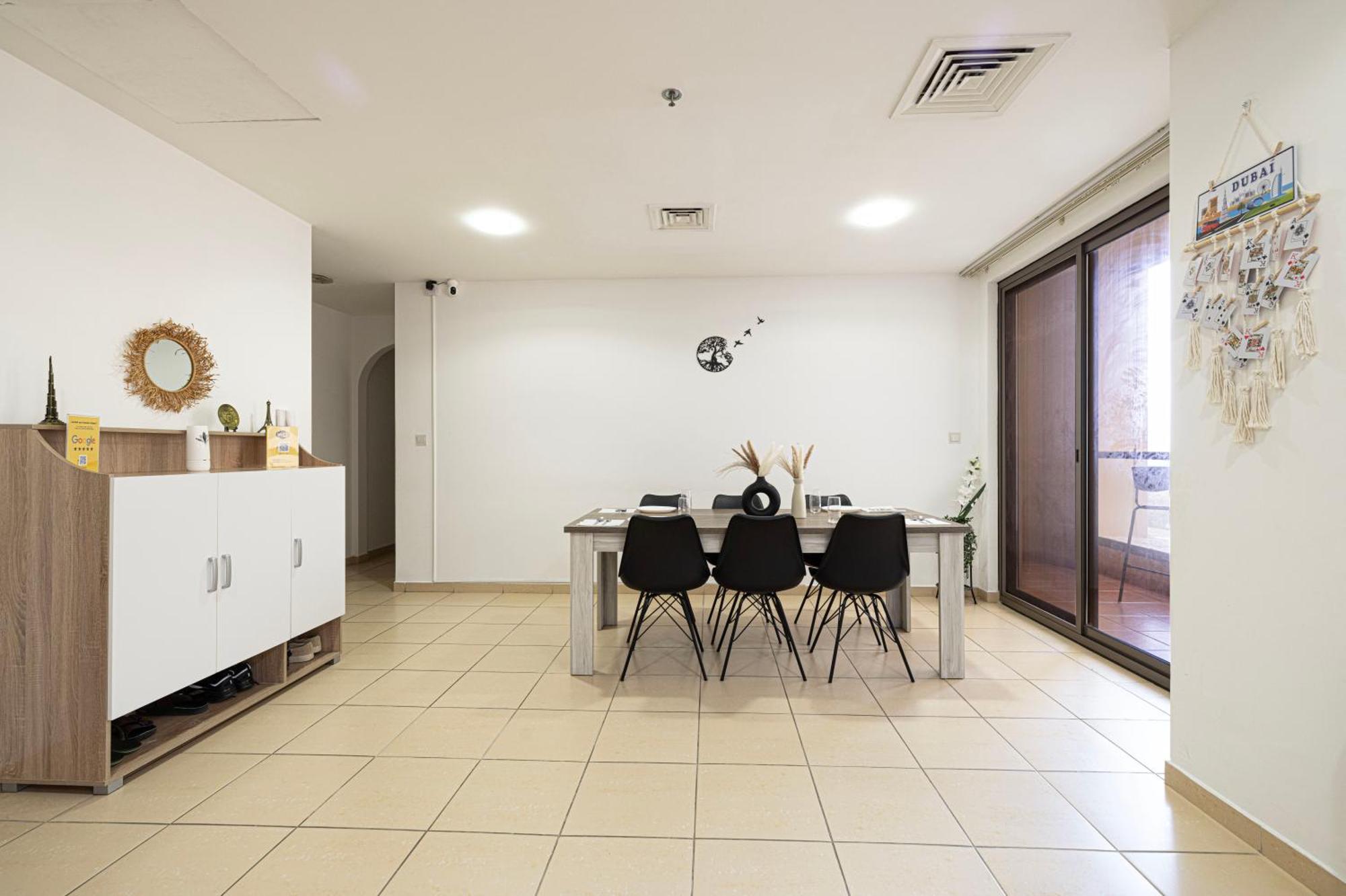 Moonlight Hostel Jbr - 2Min Walk To Jbr Beach - Gym - 2Min Metro Station - Poll Ντουμπάι Εξωτερικό φωτογραφία